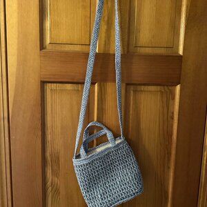 Madewell - the small transport crossbody: straw edition